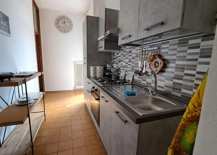 דירה Panoramic Over Center ראבנה