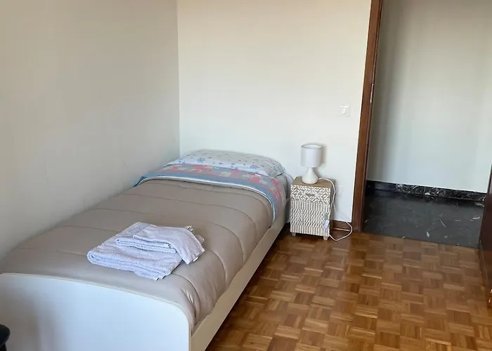 Panoramic Over Center דירה *