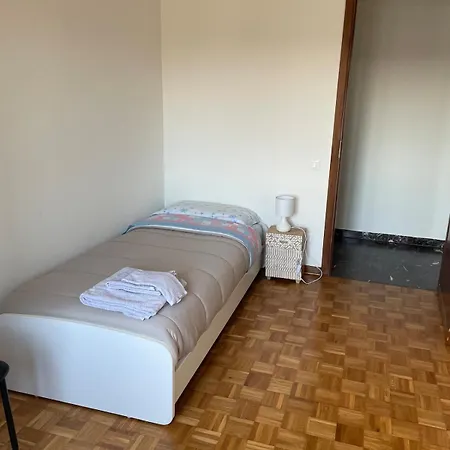 Panoramic Over Center Apartment *