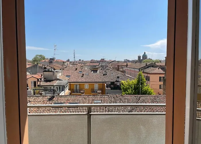 Panoramic Over Center Apartament Rawenna