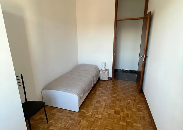 Apartment Panoramic Over Center *