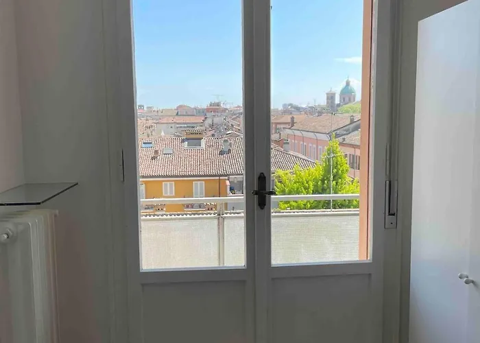 Panoramic Over Center Apartament Rawenna